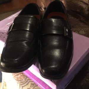 Youth boys dress shoes